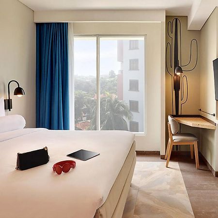 Ibis Styles Jakarta Simatupang Экстерьер фото