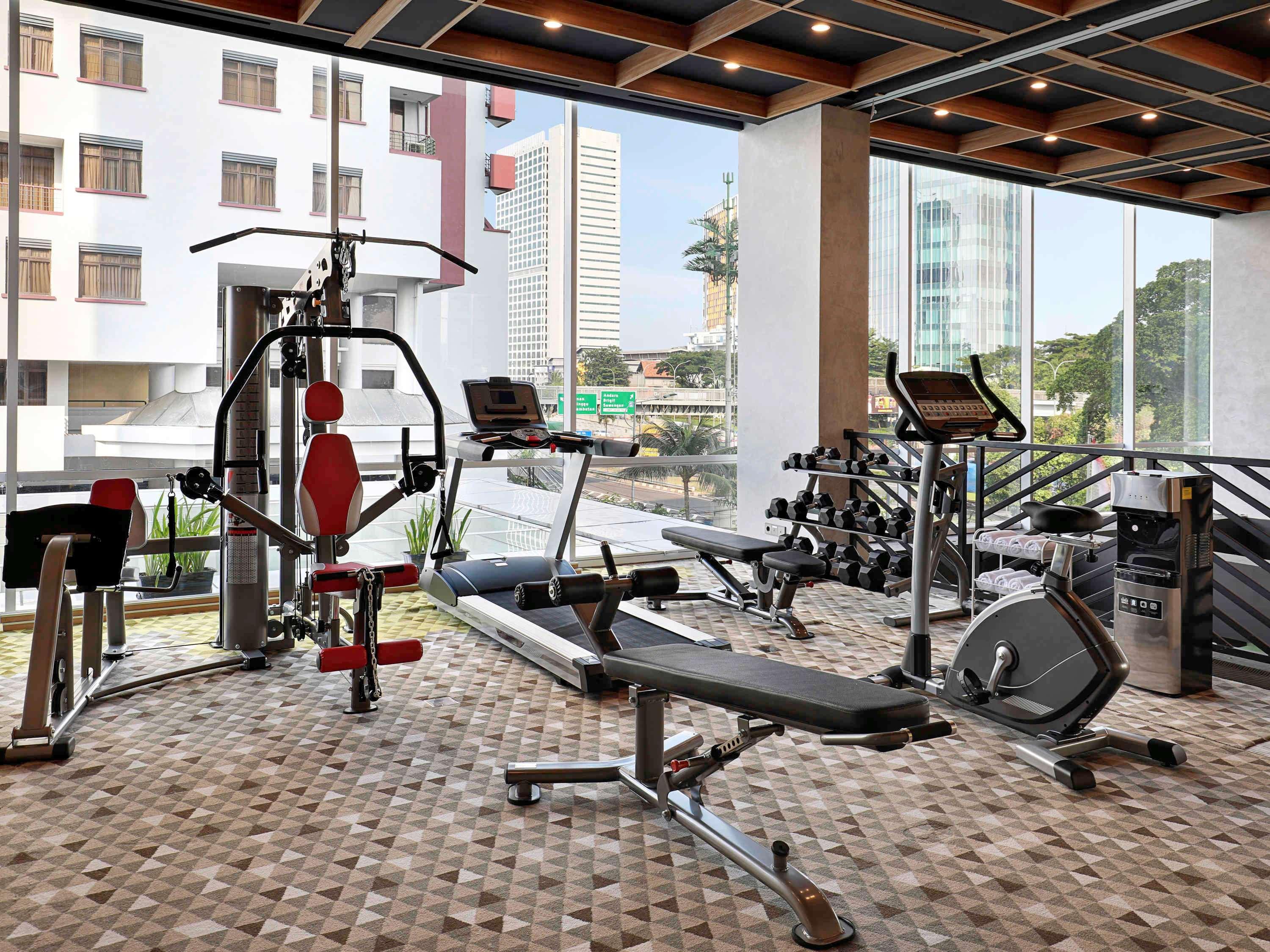 Ibis Styles Jakarta Simatupang Экстерьер фото