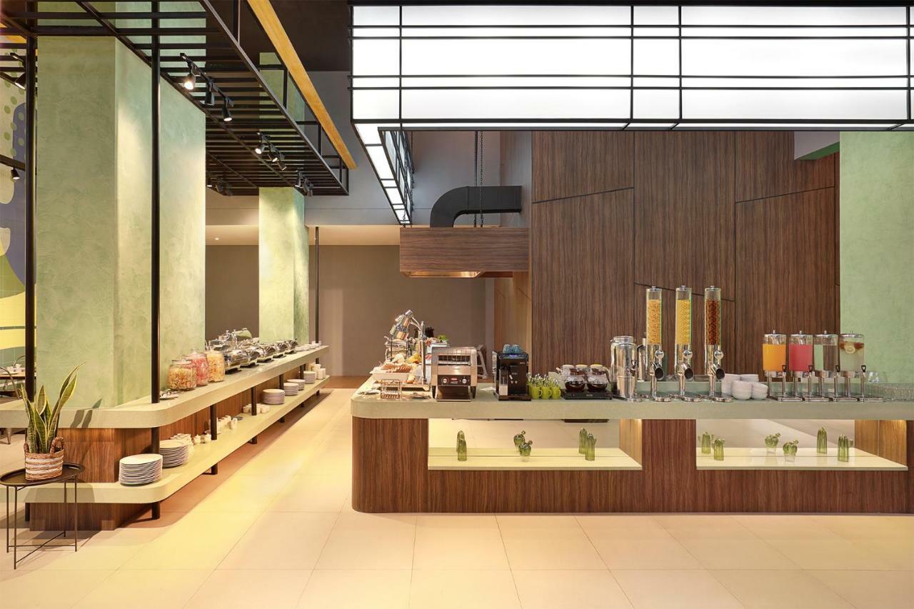 Ibis Styles Jakarta Simatupang Экстерьер фото