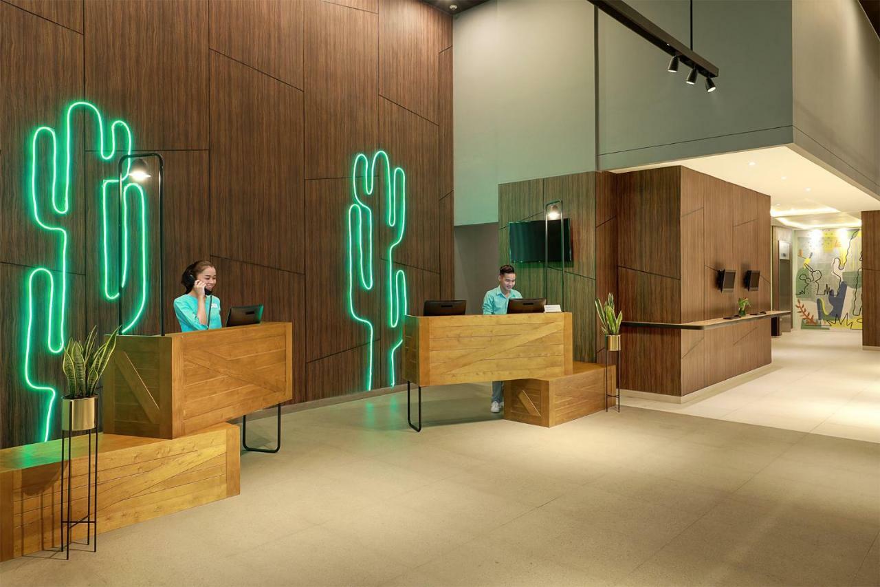 Ibis Styles Jakarta Simatupang Экстерьер фото