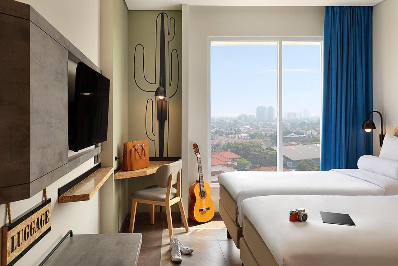 Ibis Styles Jakarta Simatupang Экстерьер фото
